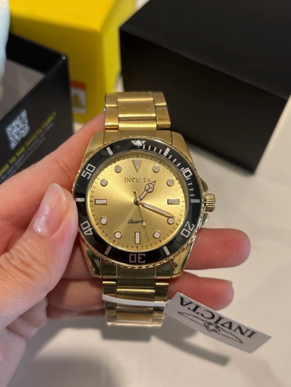 Invicta Gold Diver Men's Watch
- 42mm, NWT